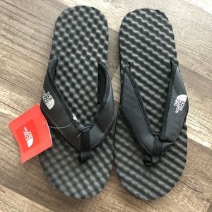 The North Face Black Men’s Flip Flops Size 11
